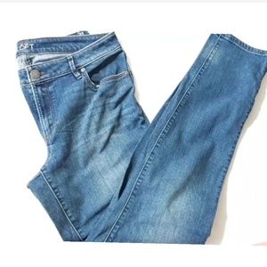 Ann Taylor Loft curvy jeans
